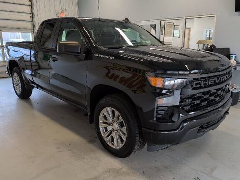 Certified 2024 Chevrolet Silverado 1500 Custom AWD/4WD image 5