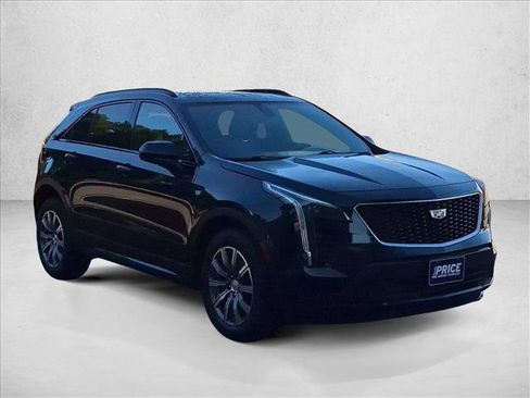 Used 2019 Cadillac XT4 Sport AWD/4WD image 3