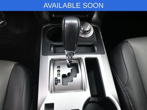 Used 2017 Toyota 4Runner SR5 Premium w/ Convenience Package AWD/4WD image 26
