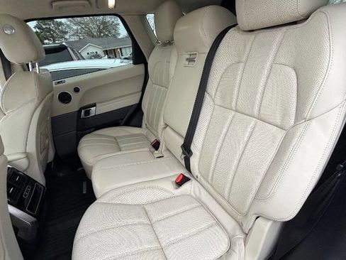 Used 2016 Land Rover Range Rover Sport Supercharged image 18