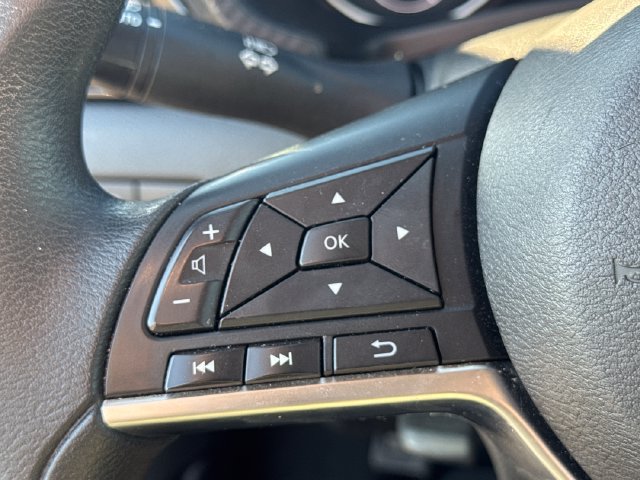 Used 2024 Nissan Sentra SV FWD image 28