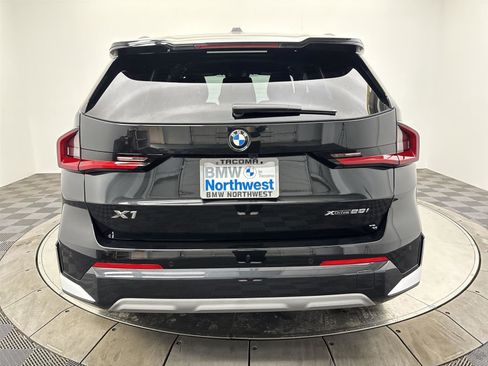 New 2026 BMW X1 xDrive28i w/ Convenience Package image 15