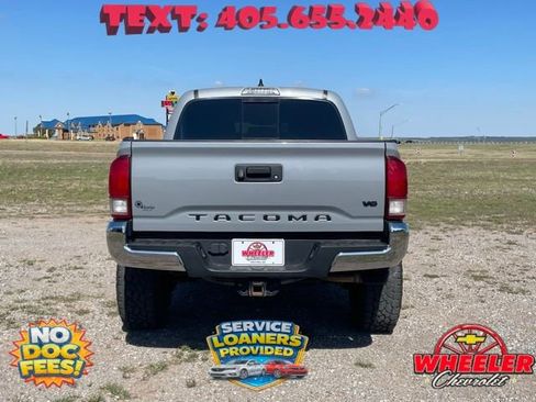 Used 2019 Toyota Tacoma TRD Off-Road image 5