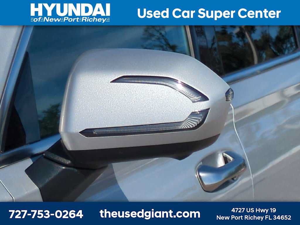 Certified 2024 Hyundai Palisade SEL FWD image 11