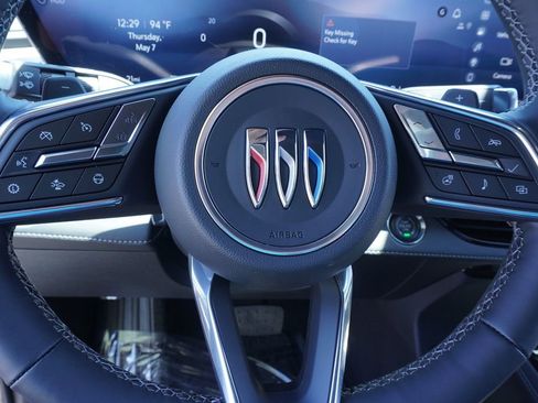 New 2026 Buick Enclave Avenir AWD/4WD image 19