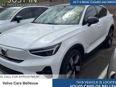 Used 2023 Volvo C40 P8 Recharge Ultimate AWD/4WD image 1