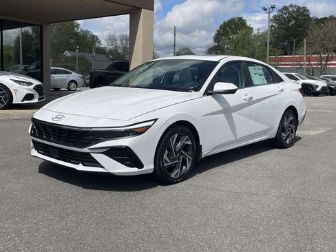 New 2026 Hyundai Elantra Limited image 1