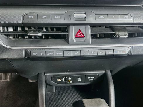 Used 2025 Kia K4 FWD image 24