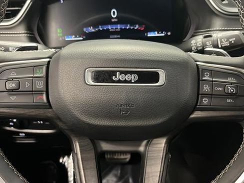 Used 2024 Jeep Grand Cherokee L Limited w/ Black Appearance Package image 16