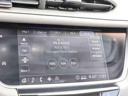 Used 2020 Cadillac XT5 Premium Luxury AWD/4WD image 25