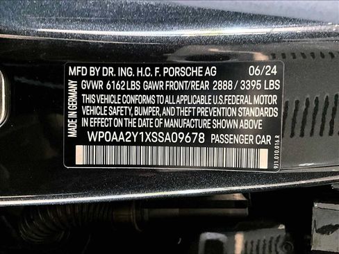 Used 2025 Porsche Taycan RWD image 35