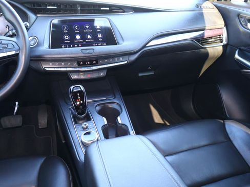 Used 2023 Cadillac XT4 Luxury w/ Cold Weather Package image 16