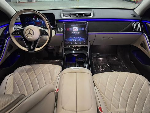 Used 2023 Mercedes-Benz S 580 S 580 image 36