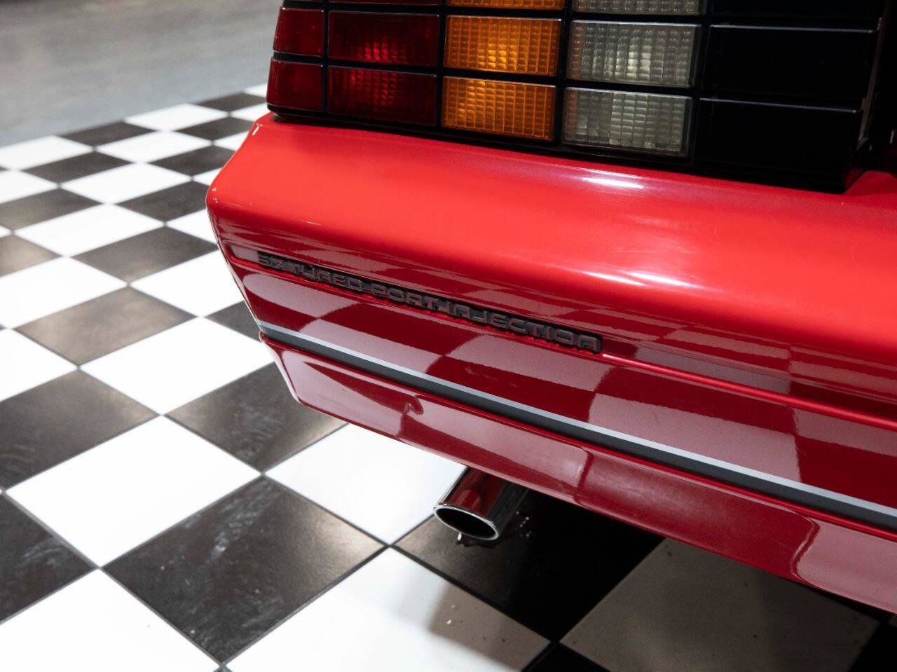 Used 1987 Chevrolet Camaro Z28 RWD image 17