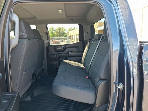 Used 2022 Chevrolet Silverado 1500 LT w/ Bed Protection Package AWD/4WD image 11