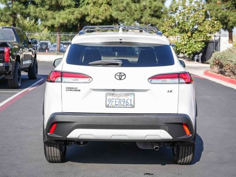 Used 2023 Toyota Corolla Cross LE w/ Black Badges Package (TMS) FWD image 8