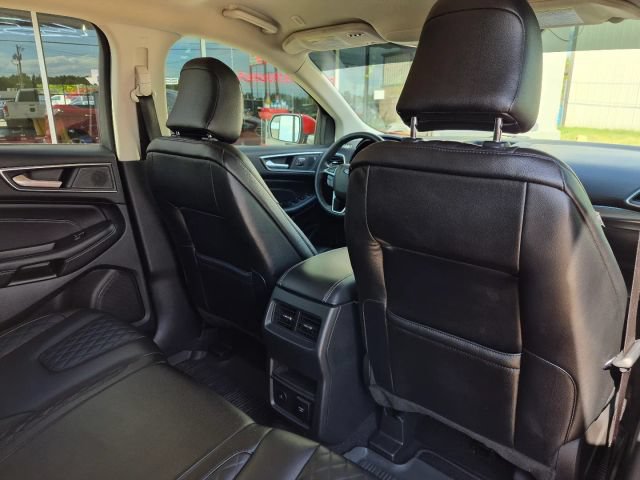 Used 2023 Ford Edge Titanium AWD/4WD image 18