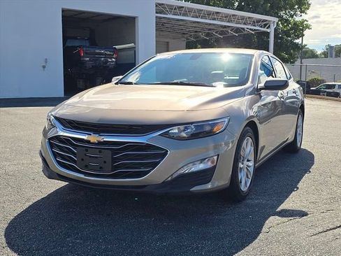Used 2022 Chevrolet Malibu LT FWD image 14
