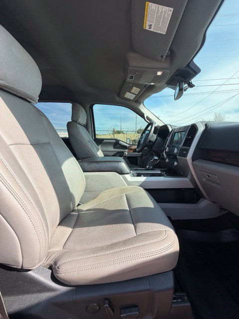 Used 2019 Ford F150 Lariat w/ Equipment Group 502A Luxury AWD/4WD image 14