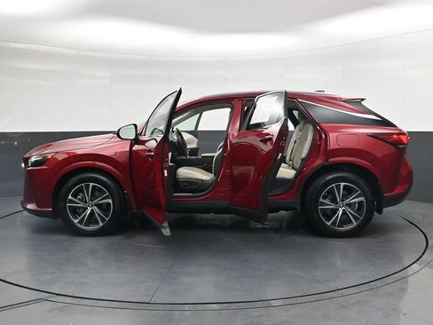 Used 2024 Lexus RX 350h w/ Accessory Package (P1) AWD/4WD image 44