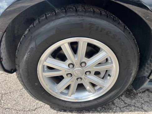 Used 2007 Ford Mustang Premium RWD image 19