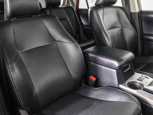 Used 2018 Toyota 4Runner Limited image 44