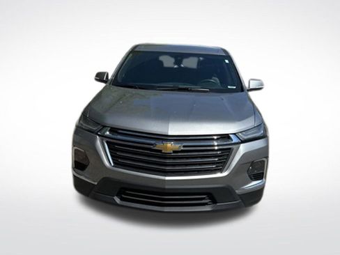 Used 2023 Chevrolet Traverse LT w/ LPO, Floor Liner Package AWD/4WD image 2