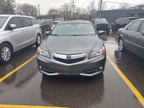 Used 2013 Acura ILX Hybrid w/ Technology Package image 2