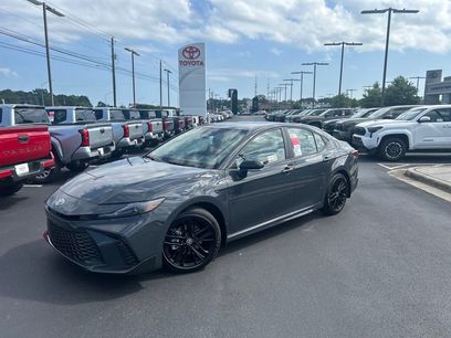 New 2025 Toyota Camry SE