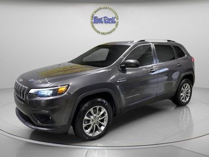 Used 2019 Jeep Cherokee Latitude Plus w/ Cold Weather Group