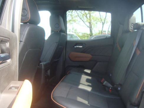 Certified 2023 GMC Canyon AT4 AWD/4WD image 12