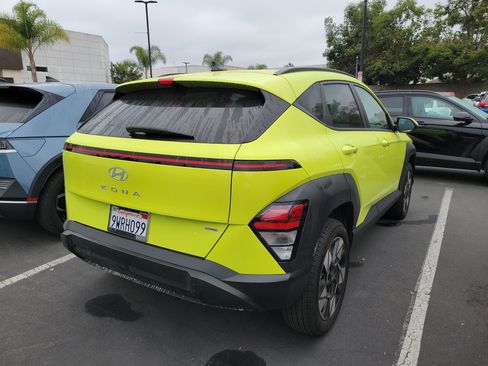 Certified 2025 Hyundai Kona SEL AWD/4WD image 5