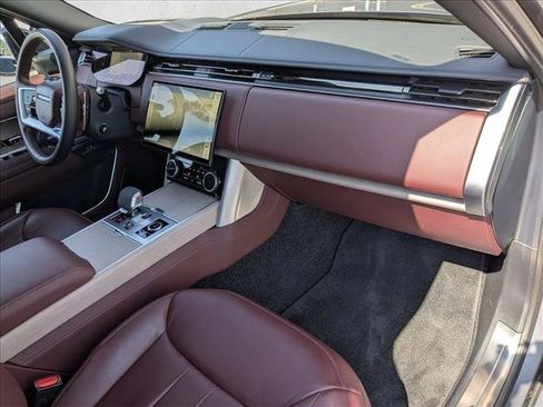 Certified 2023 Land Rover Range Rover Autobiography AWD/4WD image 25