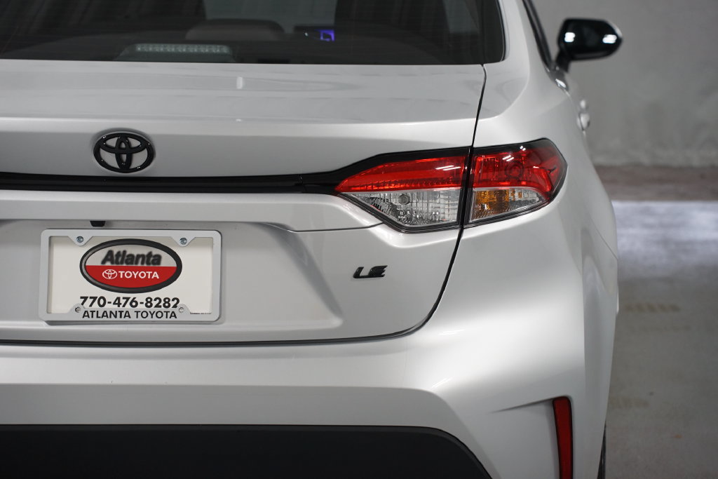 Used 2026 Toyota Corolla LE w/ LE Premium Package FWD image 10
