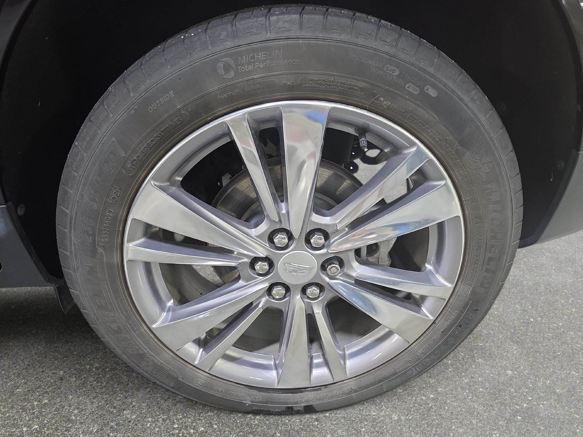 Used 2023 Cadillac XT5 Premium Luxury w/ Technology Package AWD/4WD image 31