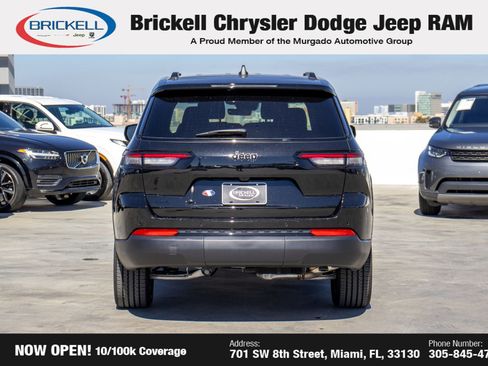 Used 2025 Jeep Grand Cherokee L Altitude image 6