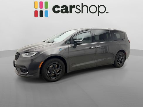 Used 2023 Chrysler Pacifica Limited w/ Uconnect Theater Family Group FWD image 1