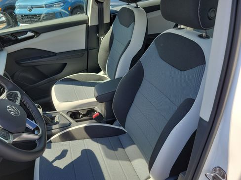 New 2026 Volkswagen Taos S FWD image 18