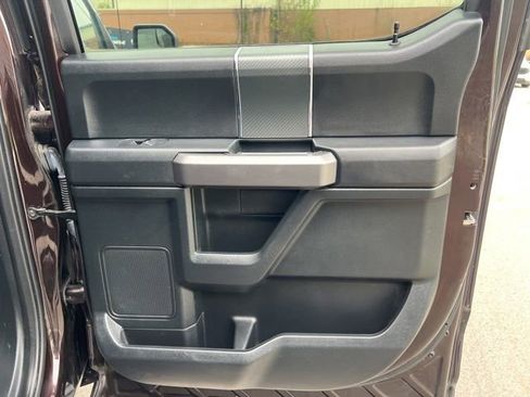 Used 2019 Ford F150 XLT w/ Equipment Group 302A Luxury AWD/4WD image 13