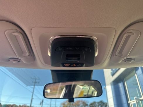 Used 2023 Toyota Corolla LE image 44