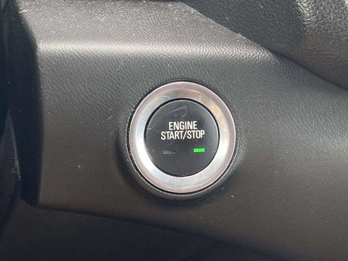 Used 2021 GMC Terrain SLT FWD image 23
