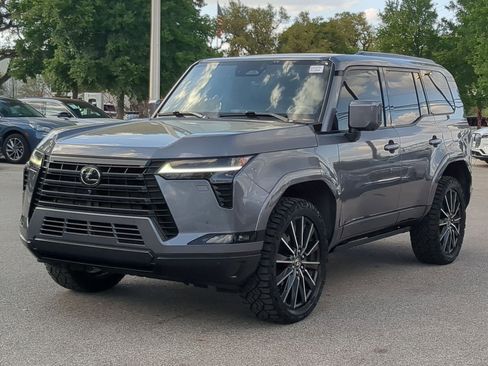 Used 2025 Lexus GX 550 w/ Accessory Package (Z1) image 7