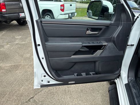 New 2026 Toyota Tundra Limited AWD/4WD image 12