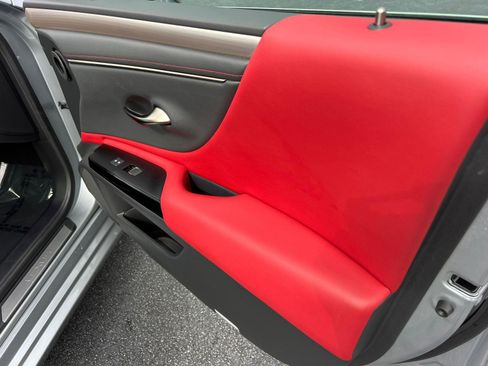 Certified 2022 Lexus ES 350 F Sport w/ Accessory Package image 15