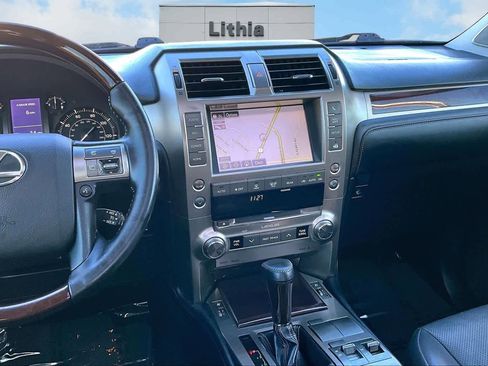 Used 2019 Lexus GX 460 Premium image 17