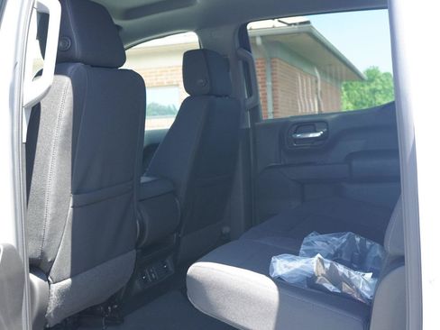 New 2026 Chevrolet Silverado 1500 Custom Trail Boss w/ LPO, Dark Essentials Package AWD/4WD image 25