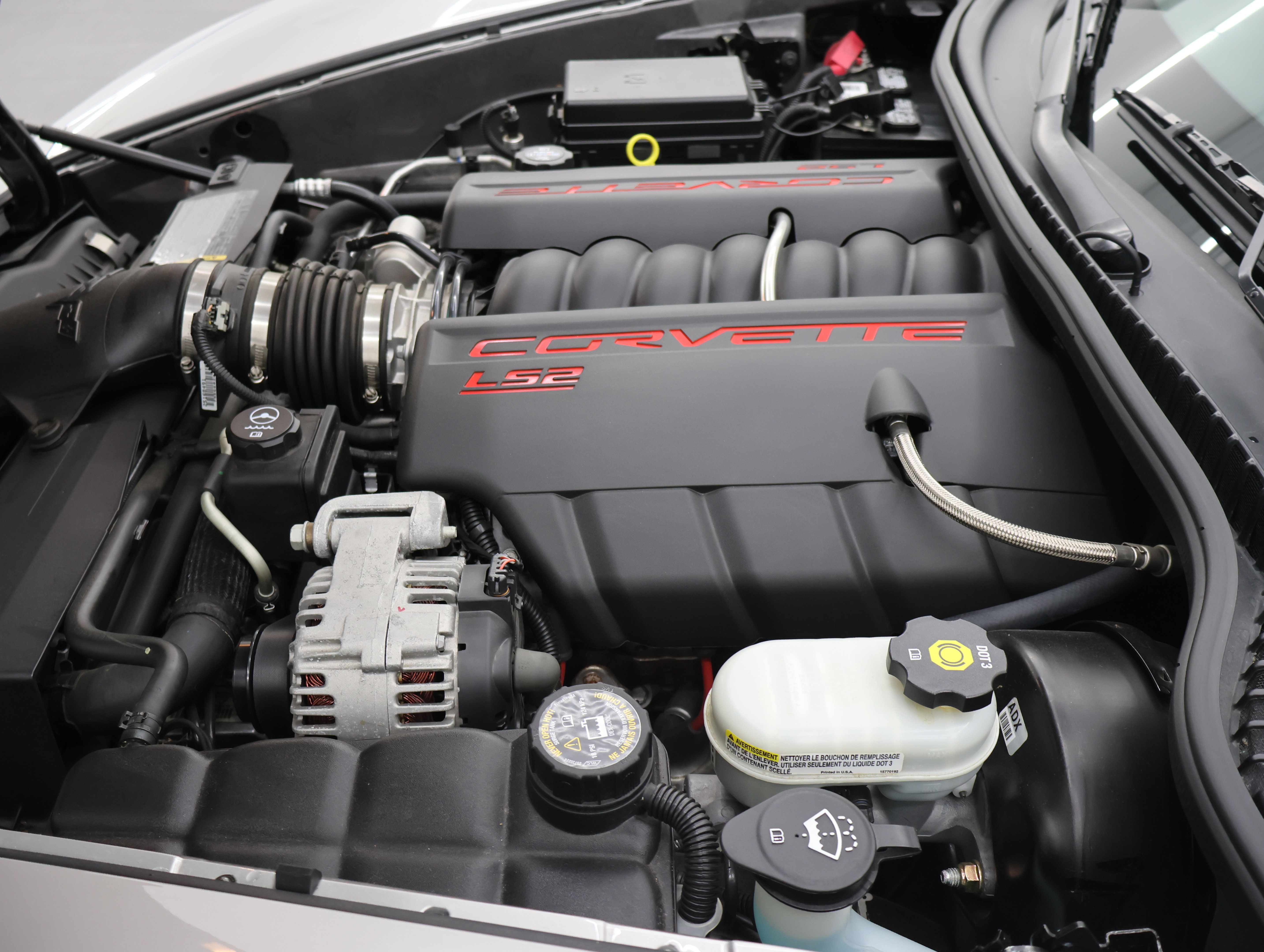 Used 2005 Chevrolet Corvette Coupe w/ Preferred Equipment Group RWD image 13