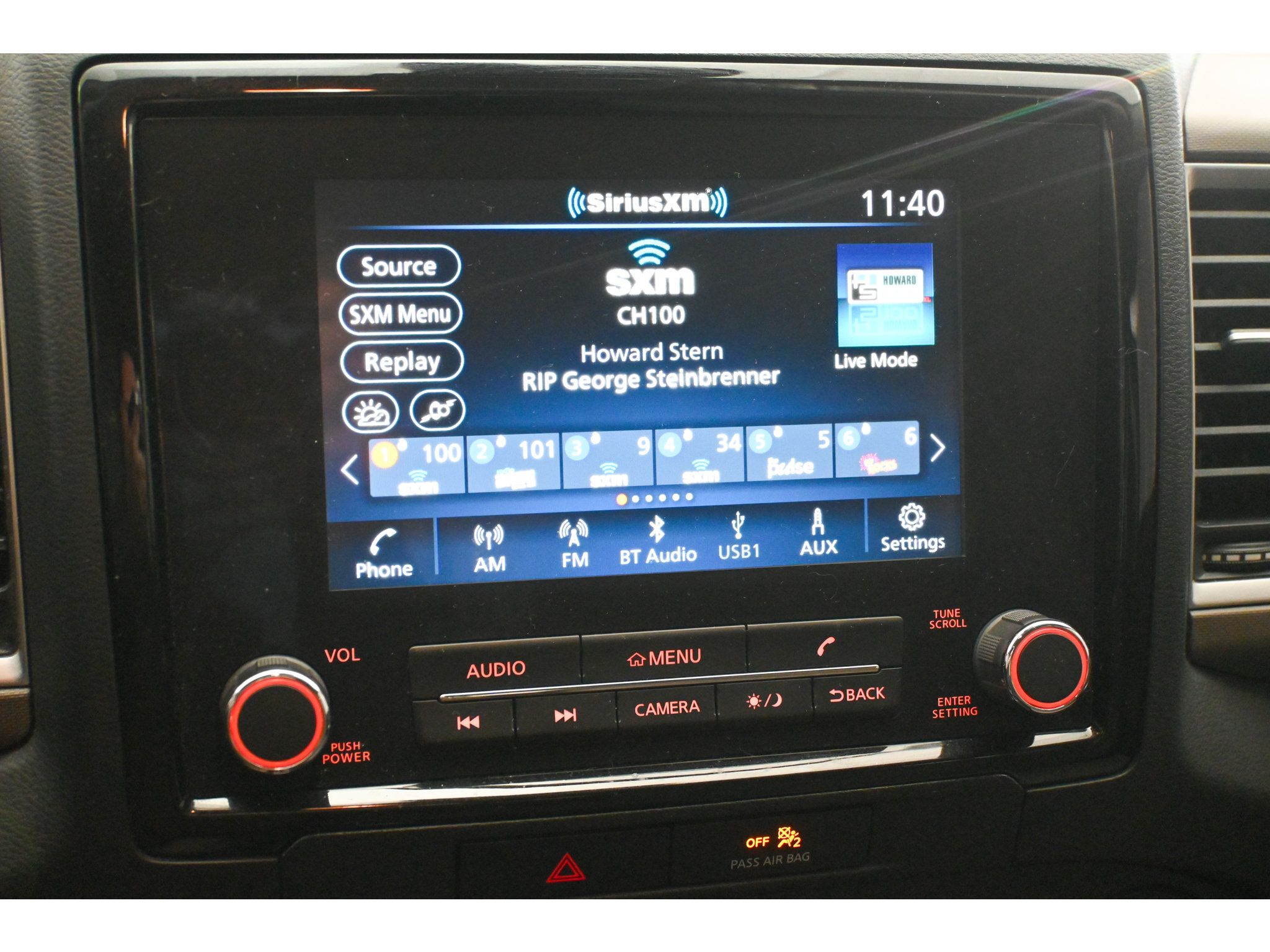 Used 2022 Nissan Frontier SV w/ Technology Package AWD/4WD image 42