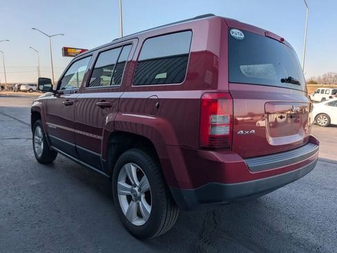 Used 2015 Jeep Patriot Latitude image 2