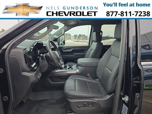 Used 2024 Chevrolet Silverado 3500 LTZ w/ LTZ Premium Package image 17